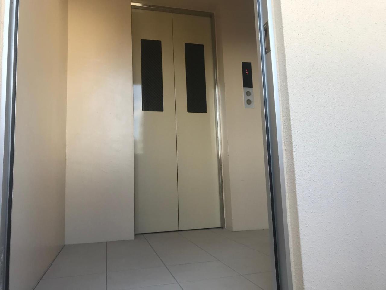 Apartamento Weekly Harbourview Mansion Ginowan Exterior foto